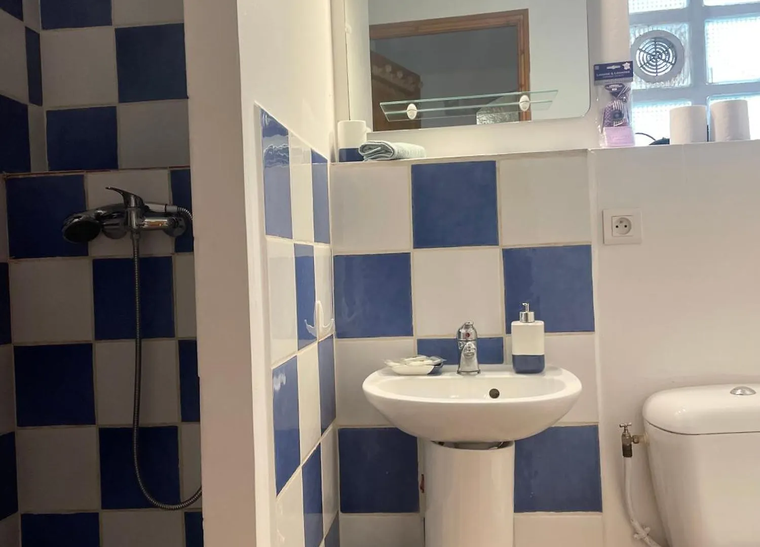 Appartement Avignon Intra-Muros Apartment