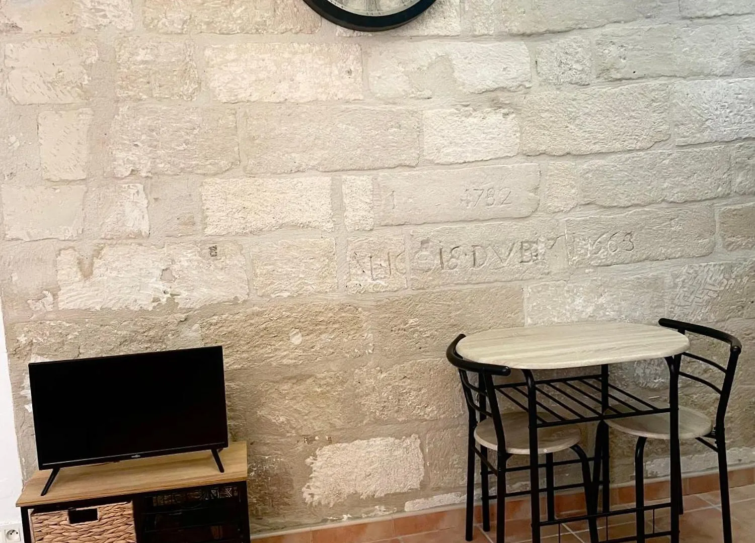 Appartement Avignon Intra-Muros 0*,  France